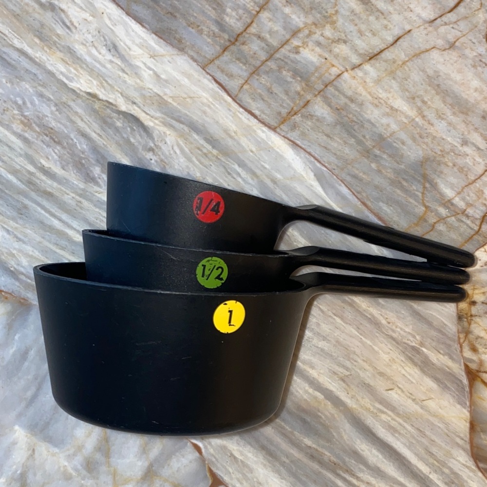 OXO Good Grips Black Plastic Measuring Cup Set 3 Piece 1 1/2 1/4 Cup Nested